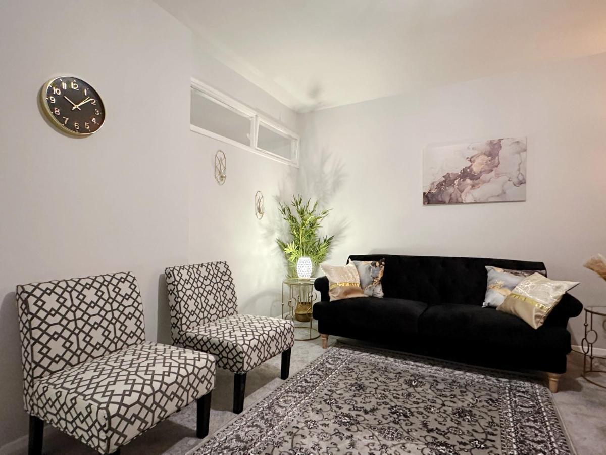 Zoey Place Near Thames River - 2 Double Beds, 1 Single Bed, Spacious, Ideal For Families London Exterior photo